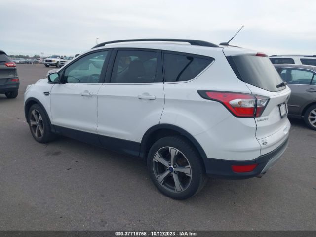 Photo 2 VIN: 1FMCU0GD2HUA58864 - FORD ESCAPE 