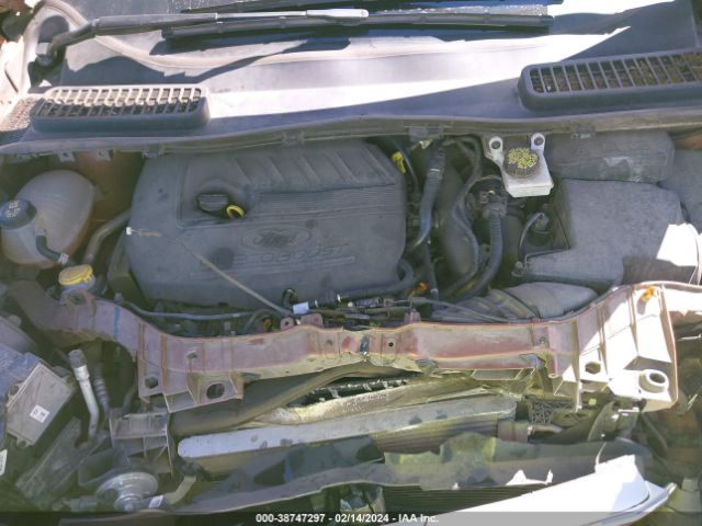 Photo 9 VIN: 1FMCU0GD2HUB14110 - FORD ESCAPE 