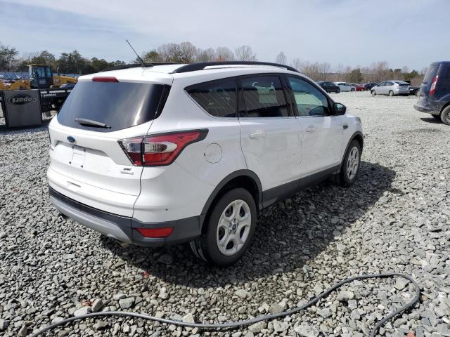 Photo 2 VIN: 1FMCU0GD2HUB36057 - FORD ESCAPE SE 