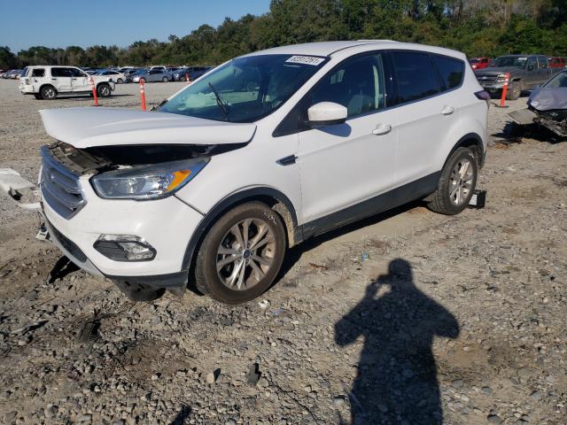 Photo 1 VIN: 1FMCU0GD2HUC18189 - FORD ESCAPE SE 