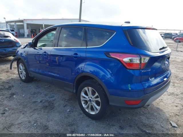 Photo 2 VIN: 1FMCU0GD2HUC31573 - FORD ESCAPE 