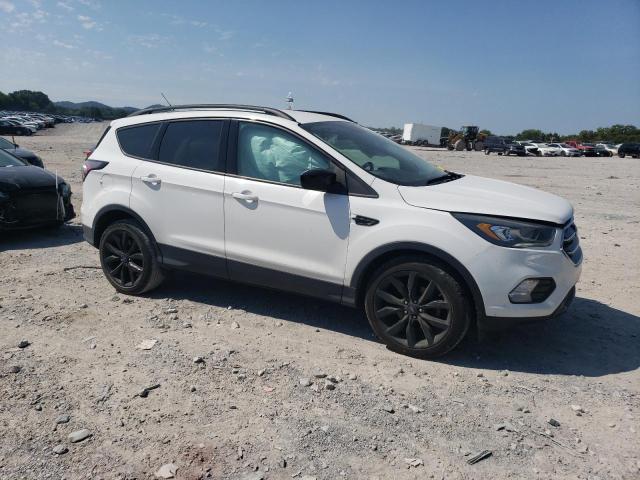 Photo 3 VIN: 1FMCU0GD2HUC33503 - FORD ESCAPE SE 