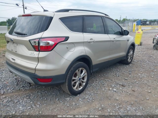 Photo 3 VIN: 1FMCU0GD2HUC47384 - FORD ESCAPE 