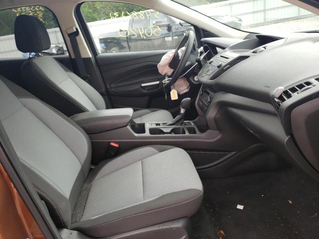 Photo 4 VIN: 1FMCU0GD2HUC63407 - FORD ESCAPE SE 