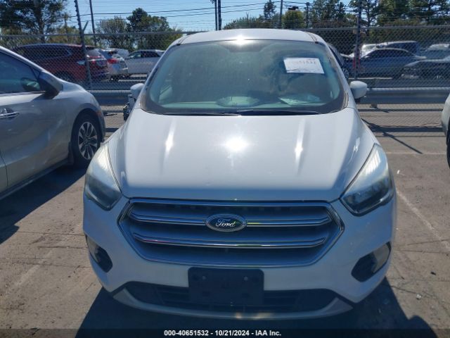 Photo 5 VIN: 1FMCU0GD2HUC97721 - FORD ESCAPE 