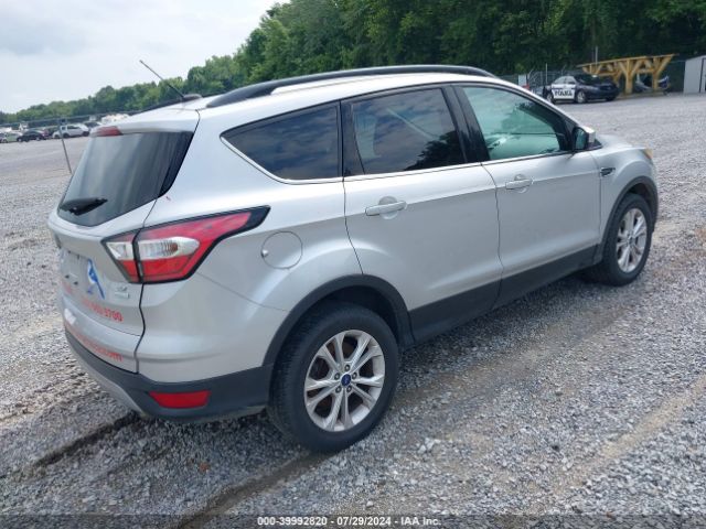 Photo 3 VIN: 1FMCU0GD2HUE05626 - FORD ESCAPE 