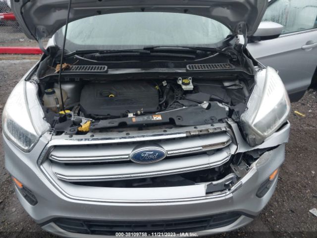 Photo 9 VIN: 1FMCU0GD2HUE17047 - FORD ESCAPE 