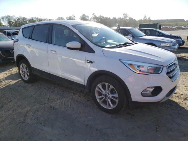 Photo 3 VIN: 1FMCU0GD2HUE77345 - FORD ESCAPE SE 