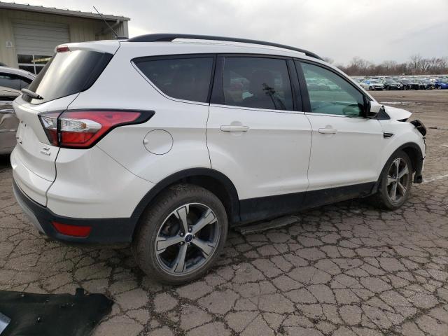 Photo 2 VIN: 1FMCU0GD2HUE91844 - FORD ESCAPE SE 