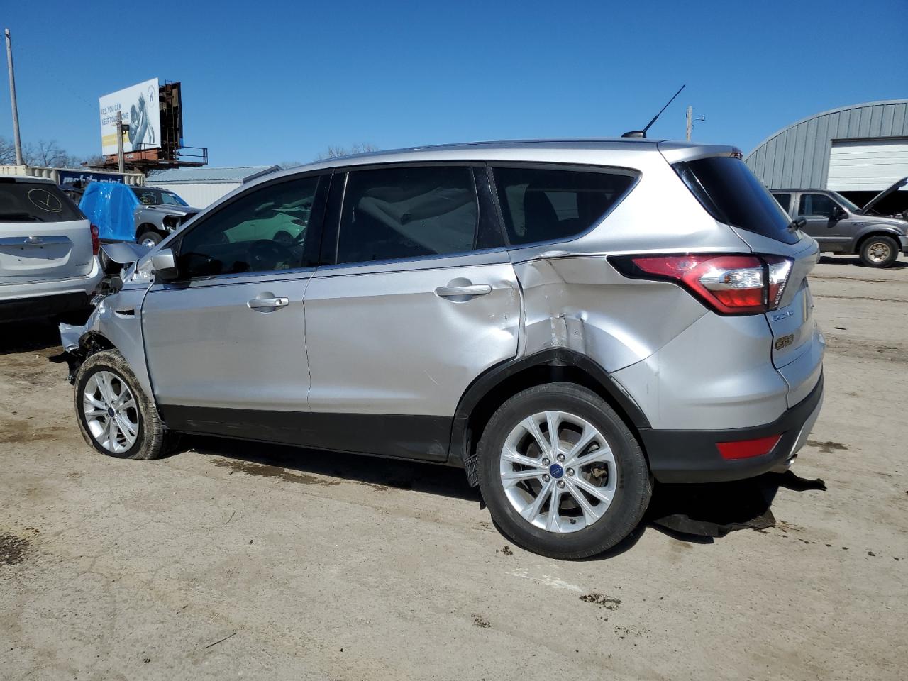 Photo 1 VIN: 1FMCU0GD2HUF06794 - FORD ESCAPE 