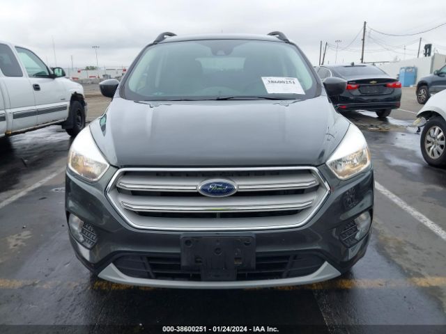 Photo 5 VIN: 1FMCU0GD2JUB17319 - FORD ESCAPE 