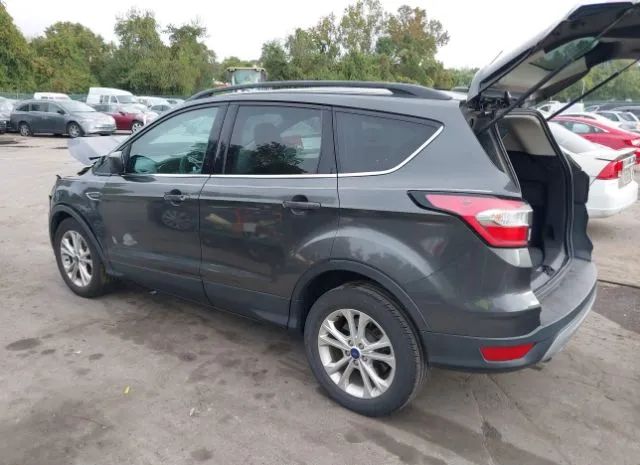 Photo 2 VIN: 1FMCU0GD2JUB62048 - FORD ESCAPE 