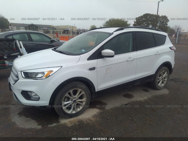 Photo 1 VIN: 1FMCU0GD2JUB76760 - FORD ESCAPE 