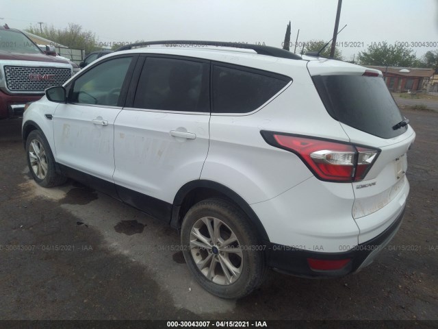 Photo 2 VIN: 1FMCU0GD2JUB76760 - FORD ESCAPE 