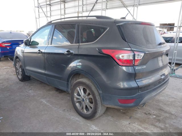 Photo 2 VIN: 1FMCU0GD2JUC17730 - FORD ESCAPE 