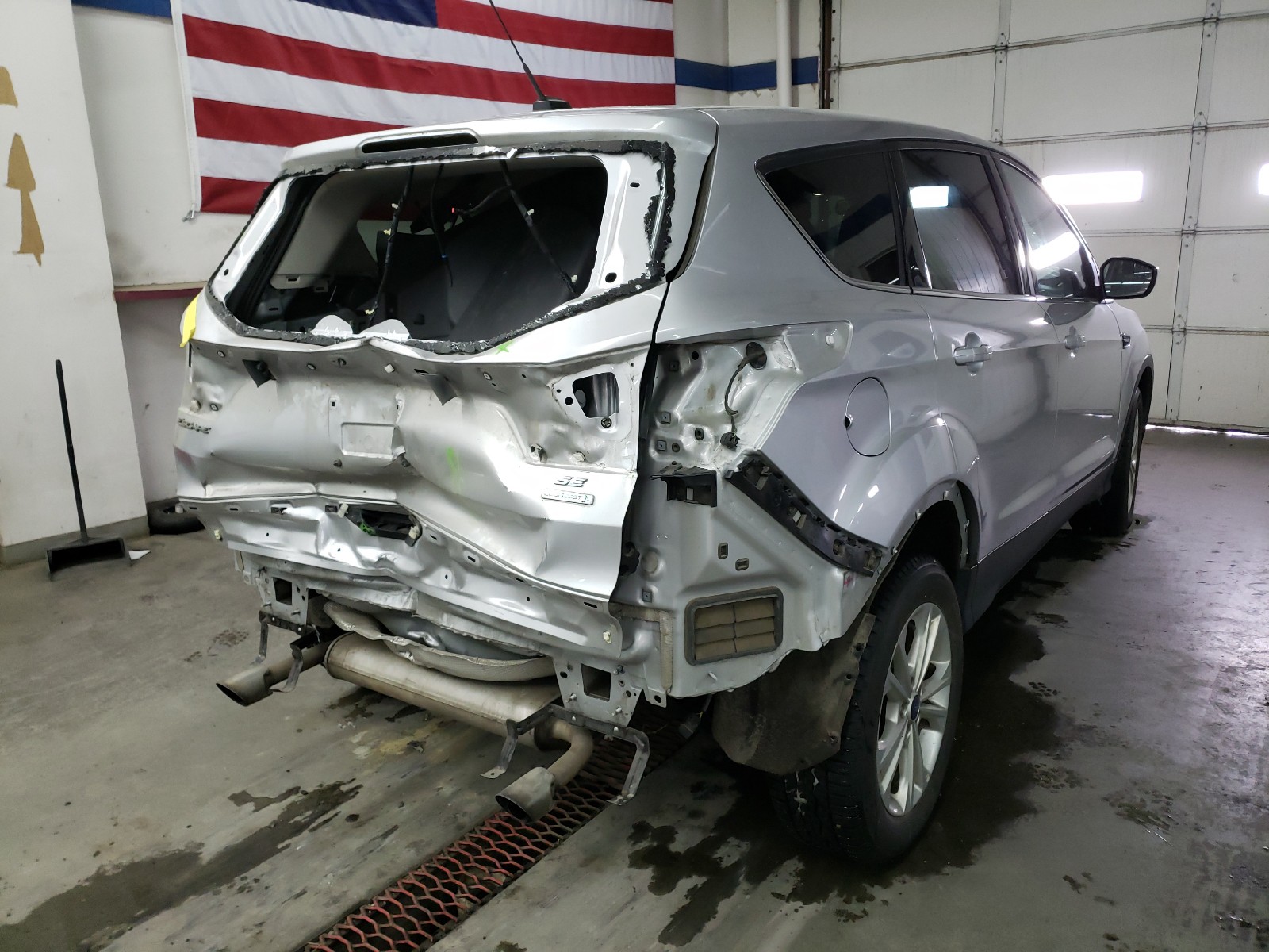 Photo 3 VIN: 1FMCU0GD2JUC90855 - FORD ESCAPE SE 