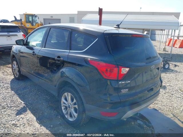 Photo 2 VIN: 1FMCU0GD2KUA64820 - FORD ESCAPE 