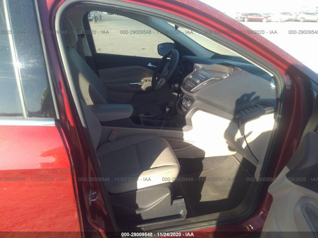 Photo 4 VIN: 1FMCU0GD3HUA82719 - FORD ESCAPE 