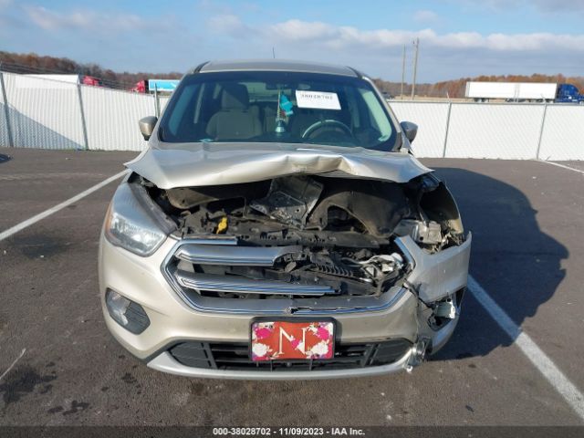 Photo 5 VIN: 1FMCU0GD3HUB73389 - FORD ESCAPE 