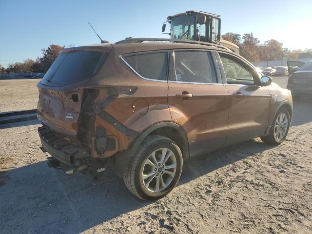 Photo 2 VIN: 1FMCU0GD3HUB74610 - FORD ESCAPE SE 