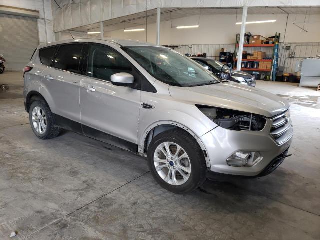 Photo 3 VIN: 1FMCU0GD3HUC33641 - FORD ESCAPE SE 