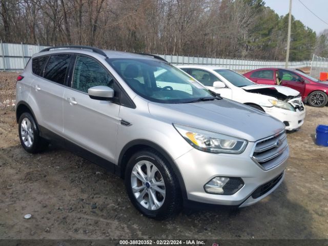 Photo 0 VIN: 1FMCU0GD3HUC71788 - FORD ESCAPE 