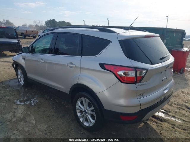 Photo 2 VIN: 1FMCU0GD3HUC71788 - FORD ESCAPE 