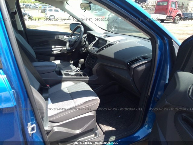 Photo 4 VIN: 1FMCU0GD3HUC86856 - FORD ESCAPE 