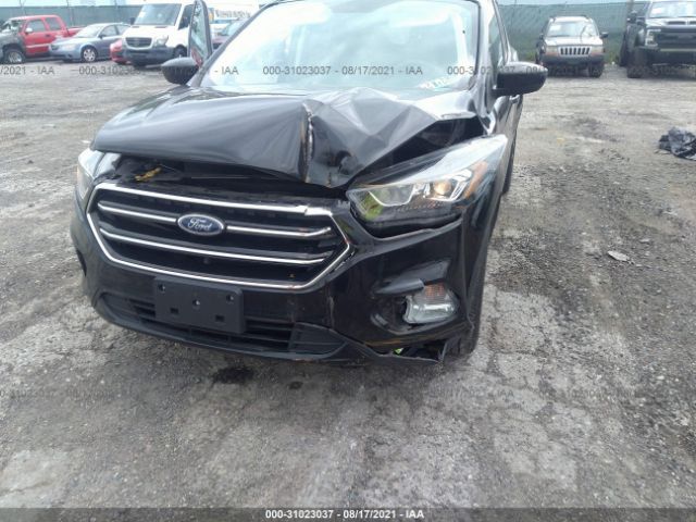 Photo 5 VIN: 1FMCU0GD3HUD90232 - FORD ESCAPE 