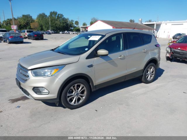 Photo 1 VIN: 1FMCU0GD3HUD91901 - FORD ESCAPE 