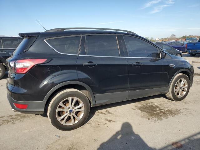 Photo 2 VIN: 1FMCU0GD3HUE40384 - FORD ESCAPE SE 