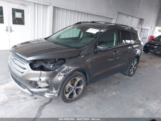 Photo 1 VIN: 1FMCU0GD3HUF02351 - FORD ESCAPE 