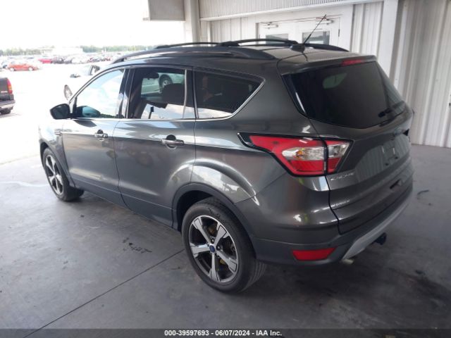 Photo 2 VIN: 1FMCU0GD3HUF02351 - FORD ESCAPE 