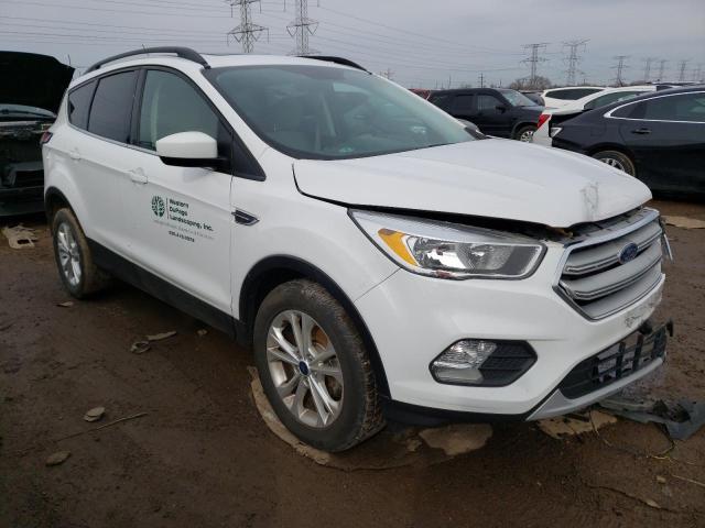 Photo 3 VIN: 1FMCU0GD3JUA11350 - FORD ESCAPE SE 