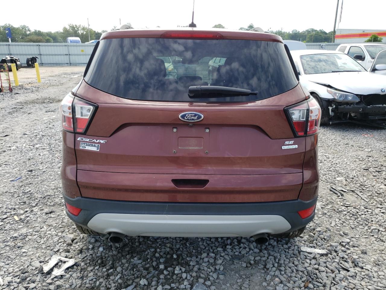 Photo 5 VIN: 1FMCU0GD3JUA82824 - FORD ESCAPE 