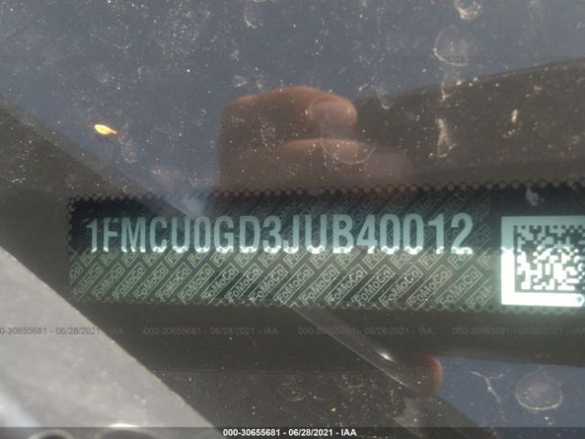 Photo 8 VIN: 1FMCU0GD3JUB40012 - FORD ESCAPE 