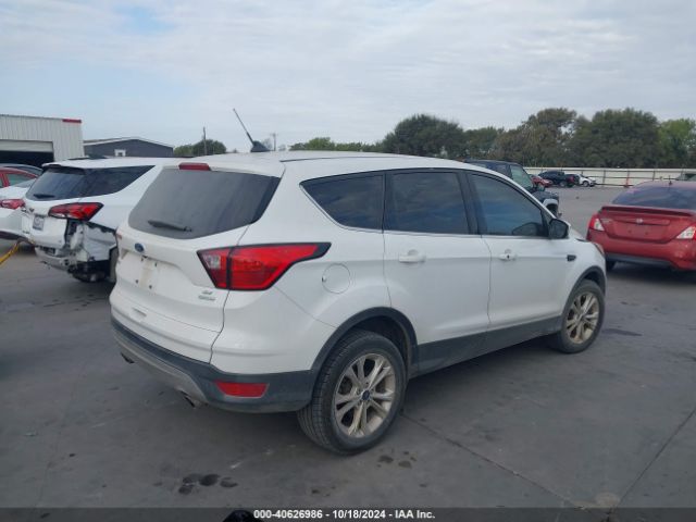 Photo 3 VIN: 1FMCU0GD3KUA46777 - FORD ESCAPE 