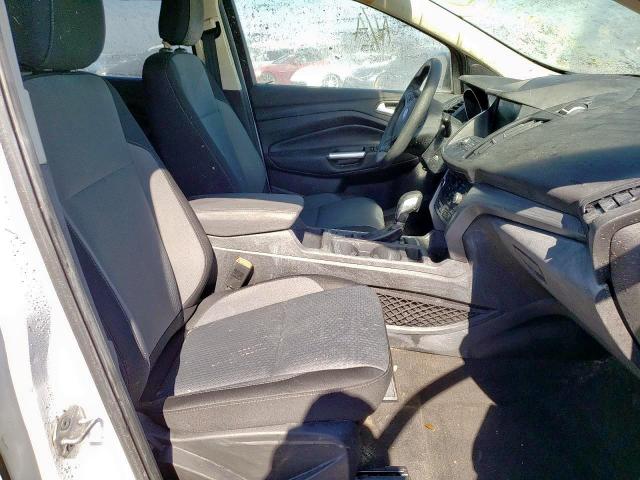 Photo 4 VIN: 1FMCU0GD3KUA69475 - FORD ESCAPE SE 