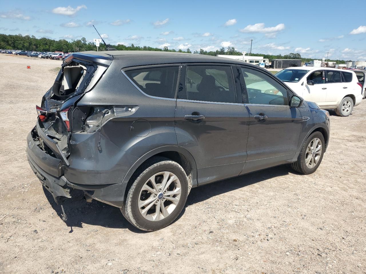 Photo 2 VIN: 1FMCU0GD3KUC06690 - FORD ESCAPE 