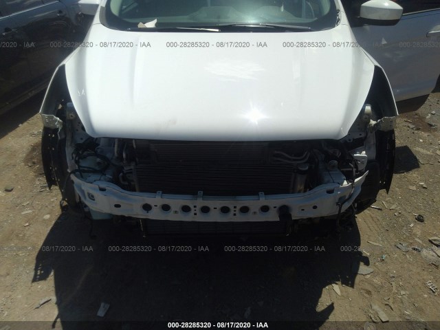 Photo 5 VIN: 1FMCU0GD4HUB51868 - FORD ESCAPE 