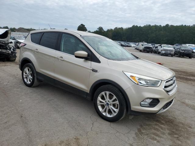 Photo 3 VIN: 1FMCU0GD4HUC60041 - FORD ESCAPE SE 