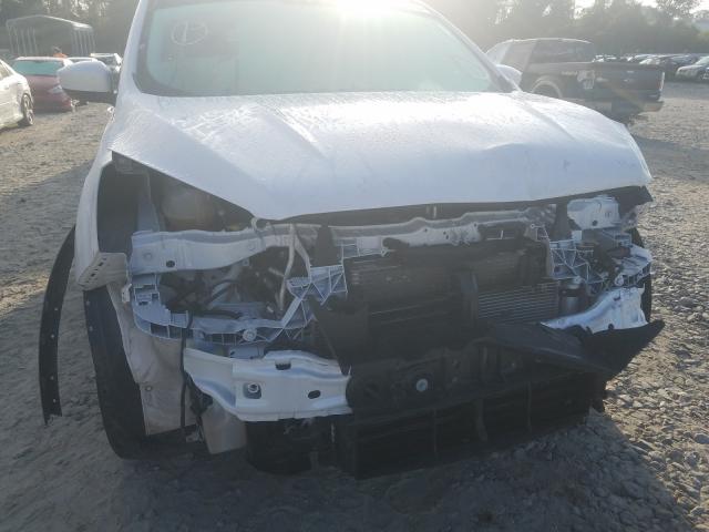 Photo 8 VIN: 1FMCU0GD4HUD72287 - FORD ESCAPE 