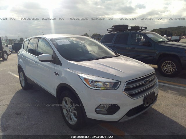 Photo 0 VIN: 1FMCU0GD4HUE39177 - FORD ESCAPE 