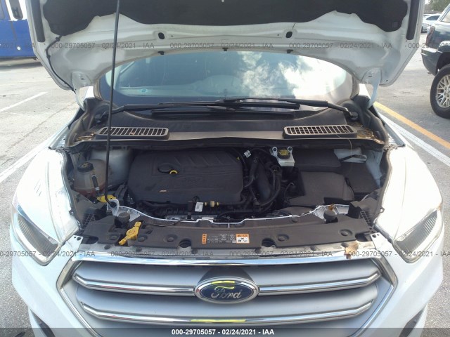 Photo 9 VIN: 1FMCU0GD4HUE39177 - FORD ESCAPE 