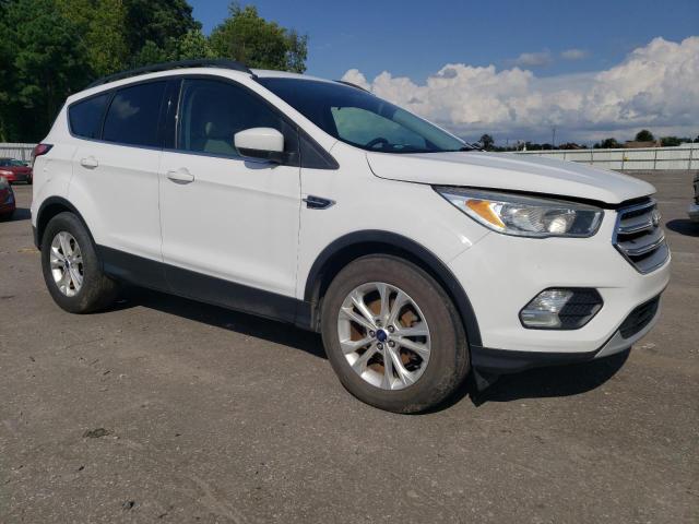 Photo 3 VIN: 1FMCU0GD4JUA73047 - FORD ESCAPE SE 