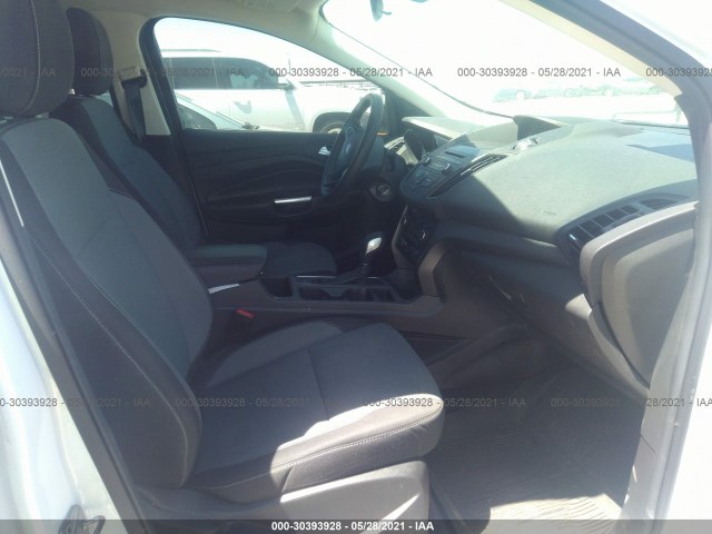 Photo 4 VIN: 1FMCU0GD4JUC91084 - FORD ESCAPE 