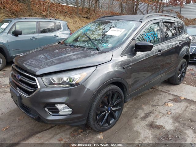 Photo 1 VIN: 1FMCU0GD4JUD42194 - FORD ESCAPE 