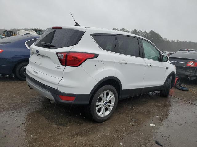 Photo 2 VIN: 1FMCU0GD4KUA22682 - FORD ESCAPE 