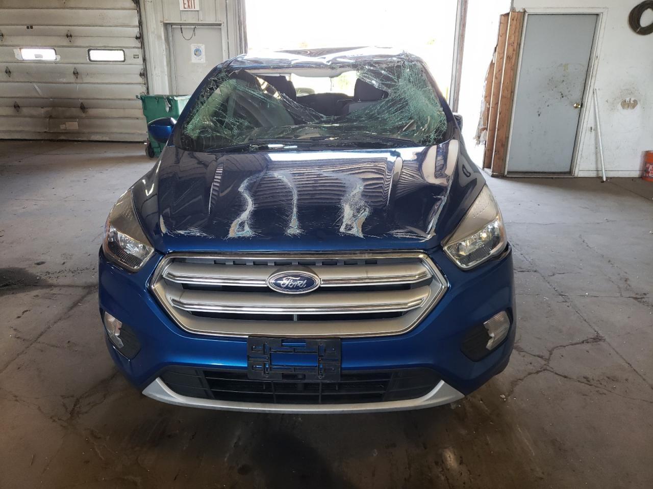 Photo 4 VIN: 1FMCU0GD4KUB10549 - FORD ESCAPE 