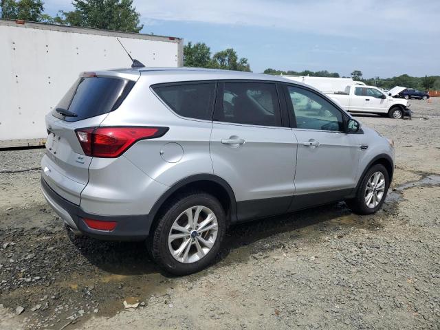 Photo 2 VIN: 1FMCU0GD4KUB32955 - FORD ESCAPE 